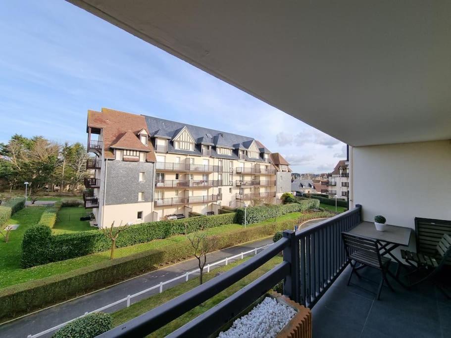Cosy Plage-Acces Prive A La Mer Cabourg Kültér fotó